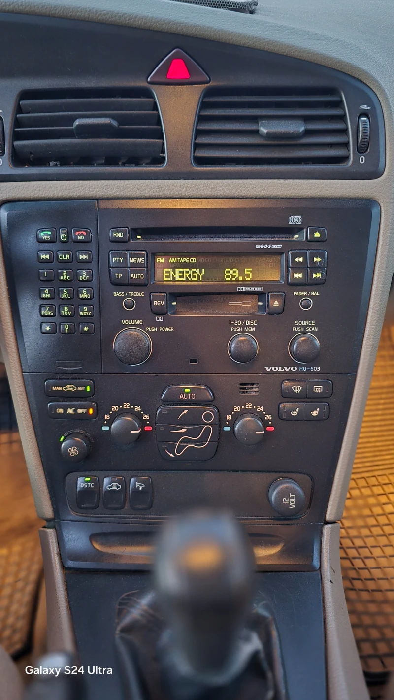 Volvo S60 2.4 D5, снимка 7 - Автомобили и джипове - 53002329