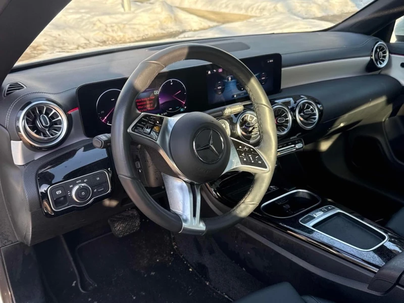 Mercedes-Benz CLA * 250 * CARFAX * БЕЗ ПЪРВОНАЧАЛНА ВНОСКА, снимка 5 - Автомобили и джипове - 53252672