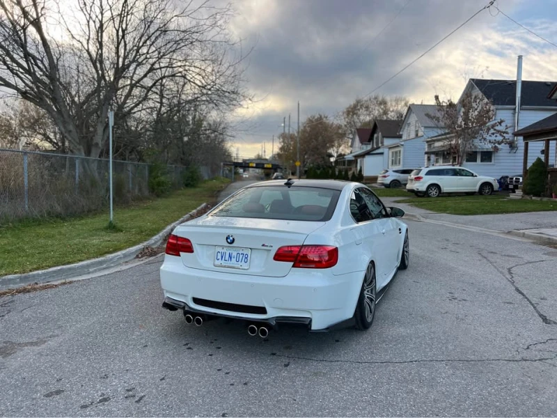 BMW M3 ALPINE WHITE* ЧЕРВЕНА КОЖА * CARFAX * АВТОКРЕДИТ *, снимка 8 - Автомобили и джипове - 53274926