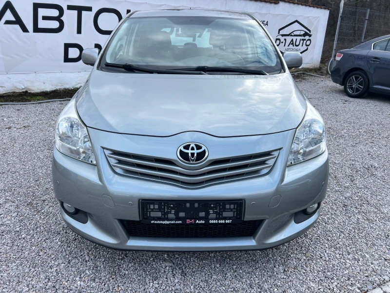 Toyota Verso 1.8 NAVI-FULL 6+ 1, снимка 2 - Автомобили и джипове - 53295747