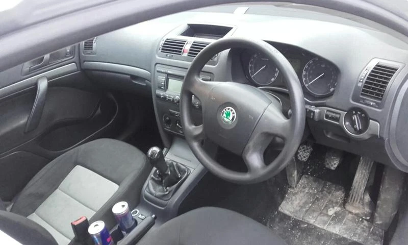 Skoda Octavia 1.9 TDI, снимка 4 - Автомобили и джипове - 45944434