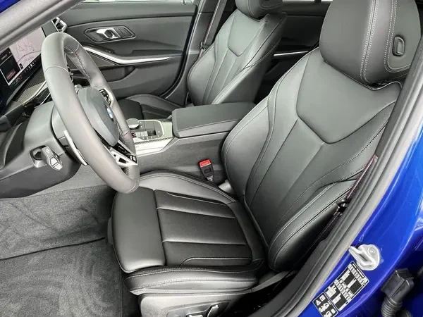 BMW 330 i xDrive M-Sport Pro = NEW = Shadow Line Гаранция, снимка 5 - Автомобили и джипове - 53823899