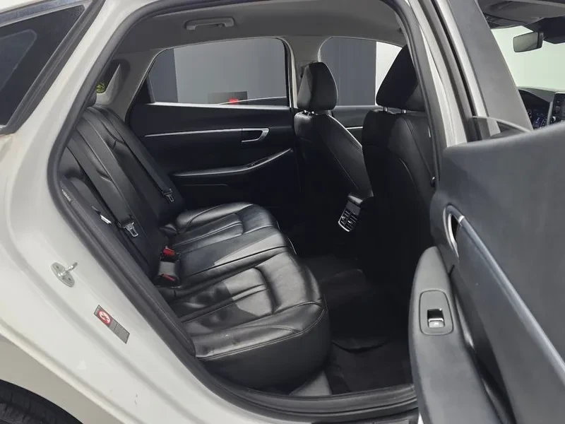 Hyundai Sonata 2.0 - САМО 30% АВАНС, снимка 11 - Автомобили и джипове - 55940411