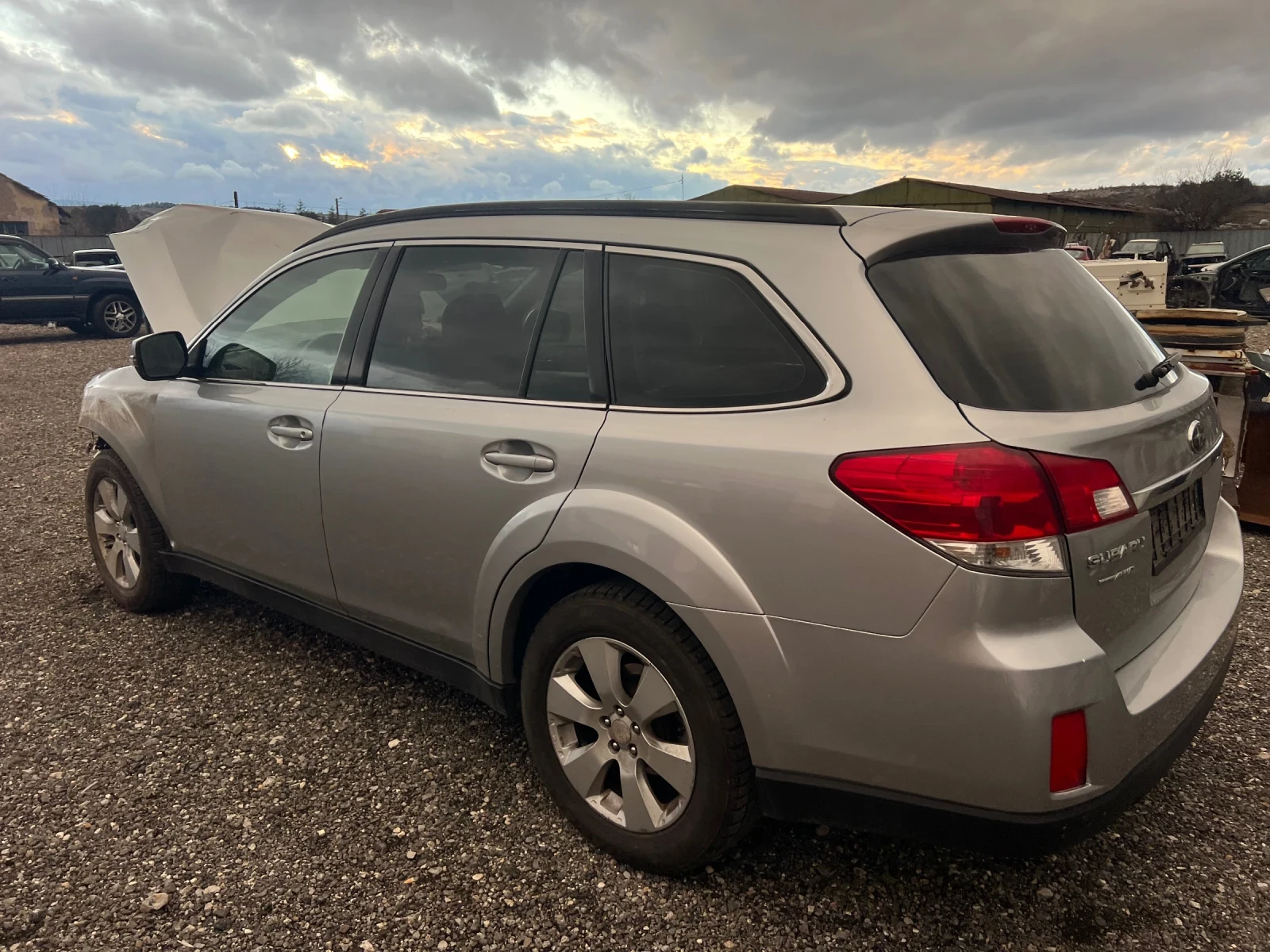 Subaru Outback 2, 5 AVTOMAT CVT - изображение 4