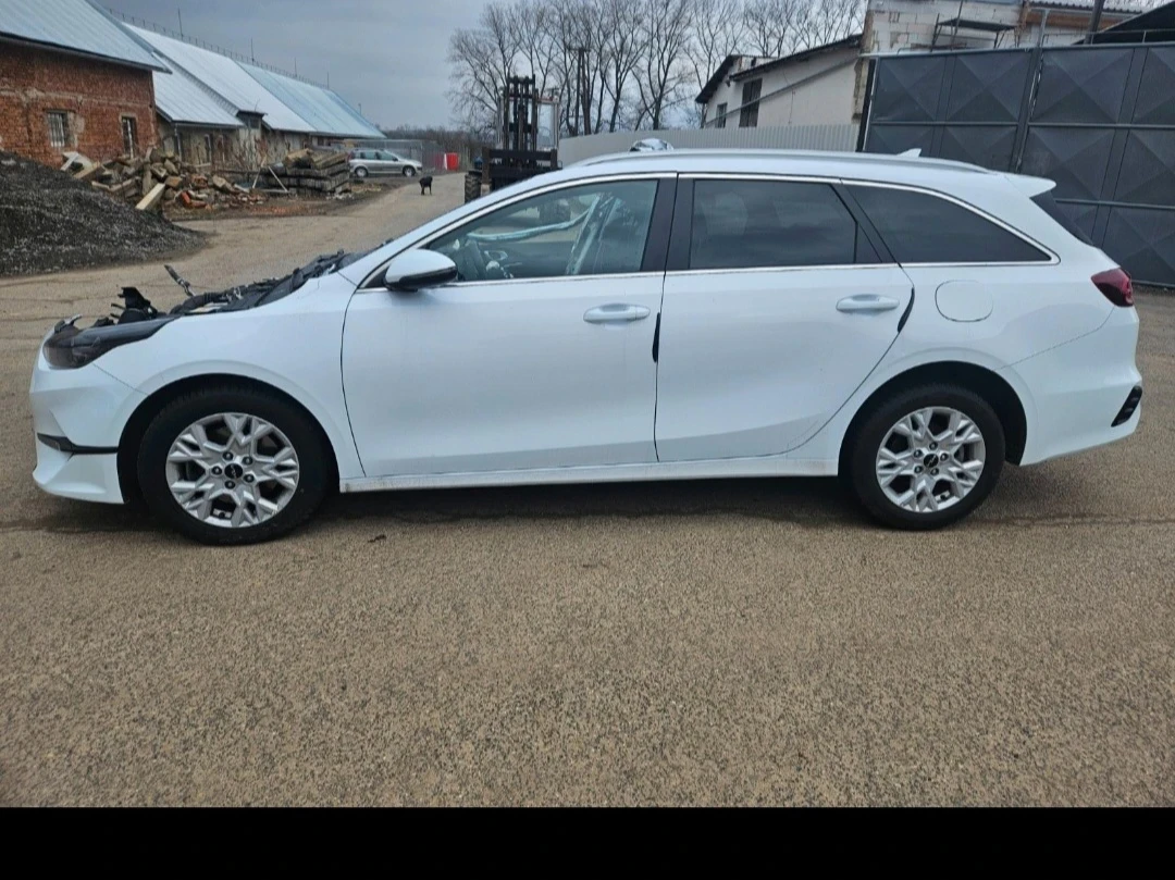 Kia Ceed 1.0 1.5 1.4 benzin 1.6 diesel, снимка 2 - Автомобили и джипове - 53615004