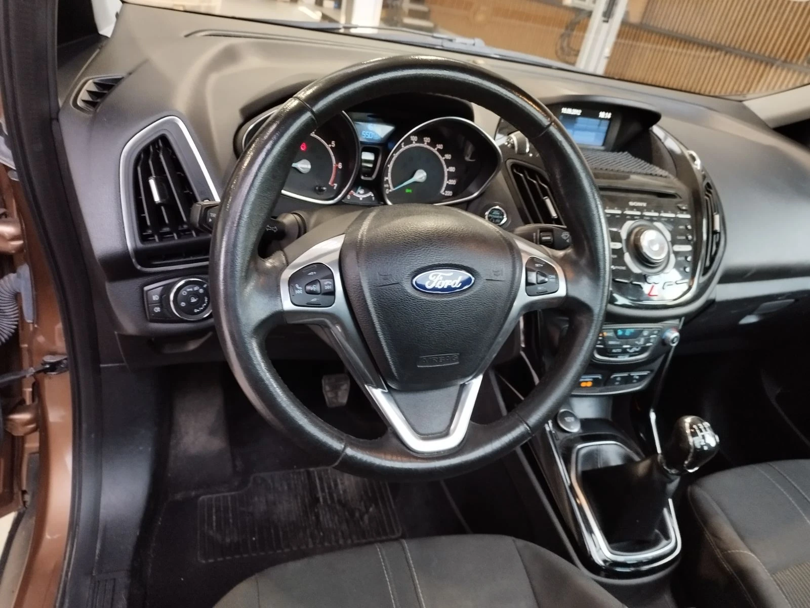 Ford B-Max  - изображение 9