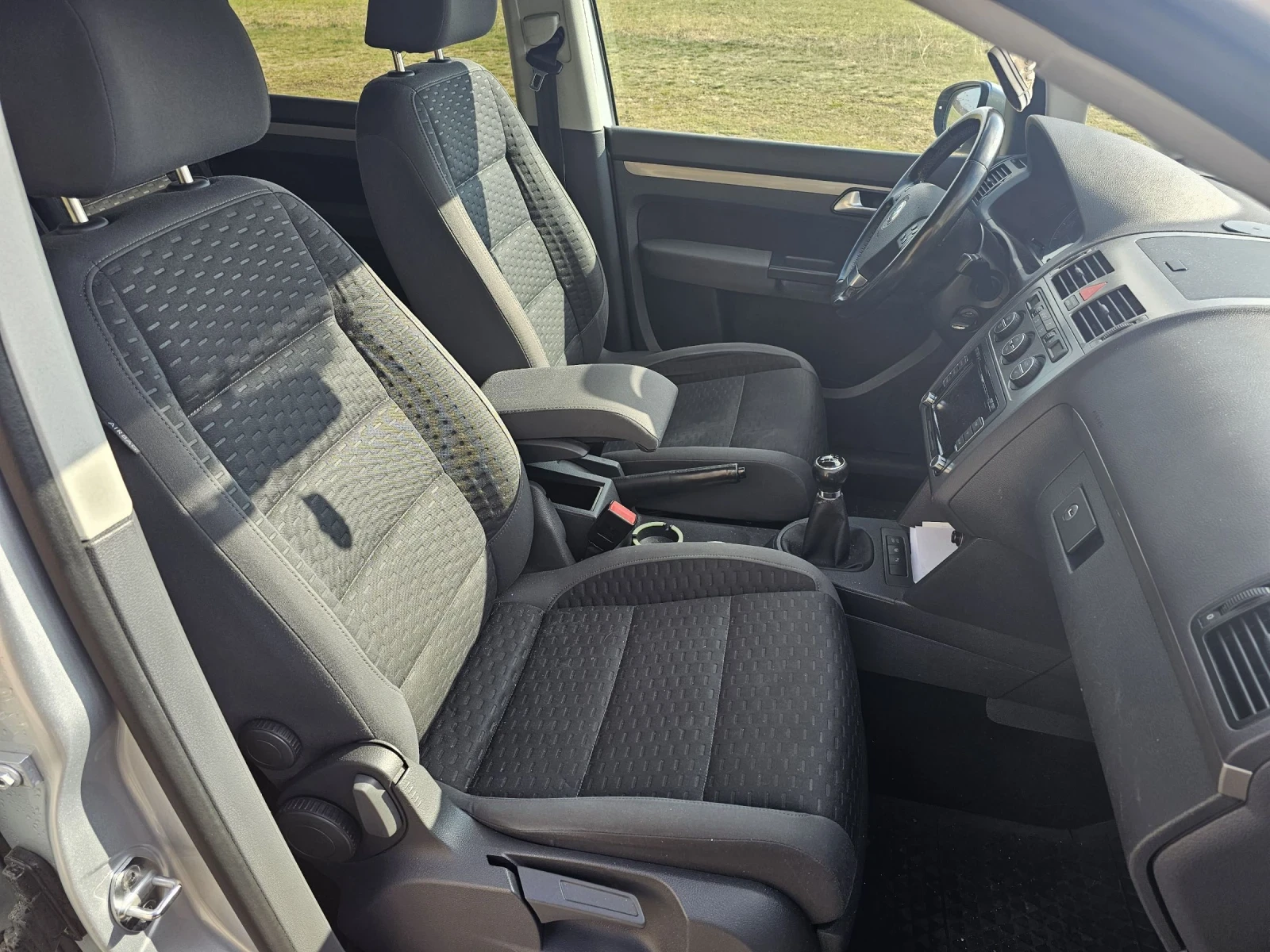 VW Touran 1, 4 TSI 150к.с.МЕТАН-БЕНЗИН  149800км РЕАЛНИ 6+ 1 - изображение 8