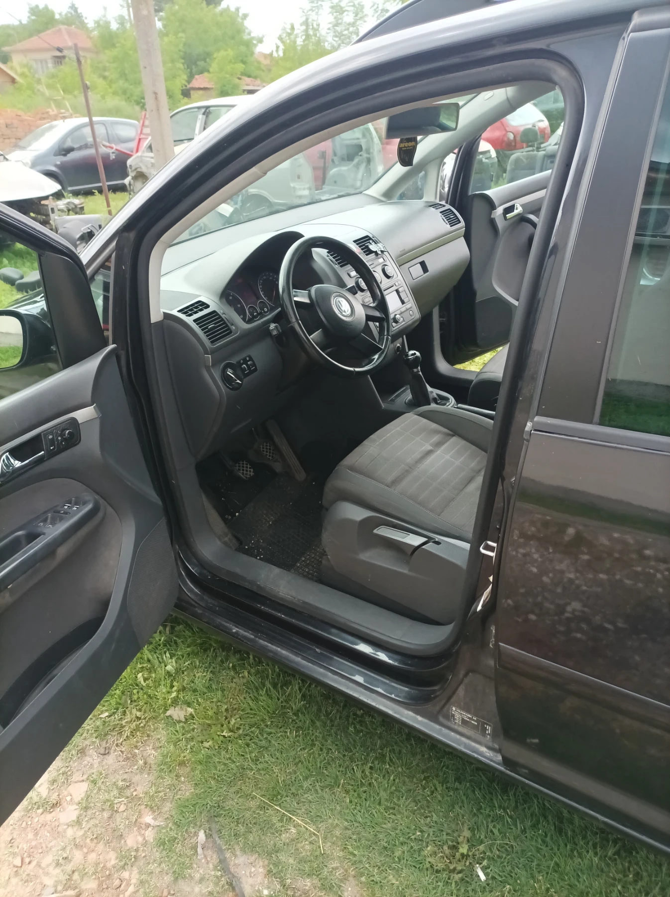 VW Touran 1.9 TDI. 105 кс. 2006 год. Шест скорости  - изображение 9