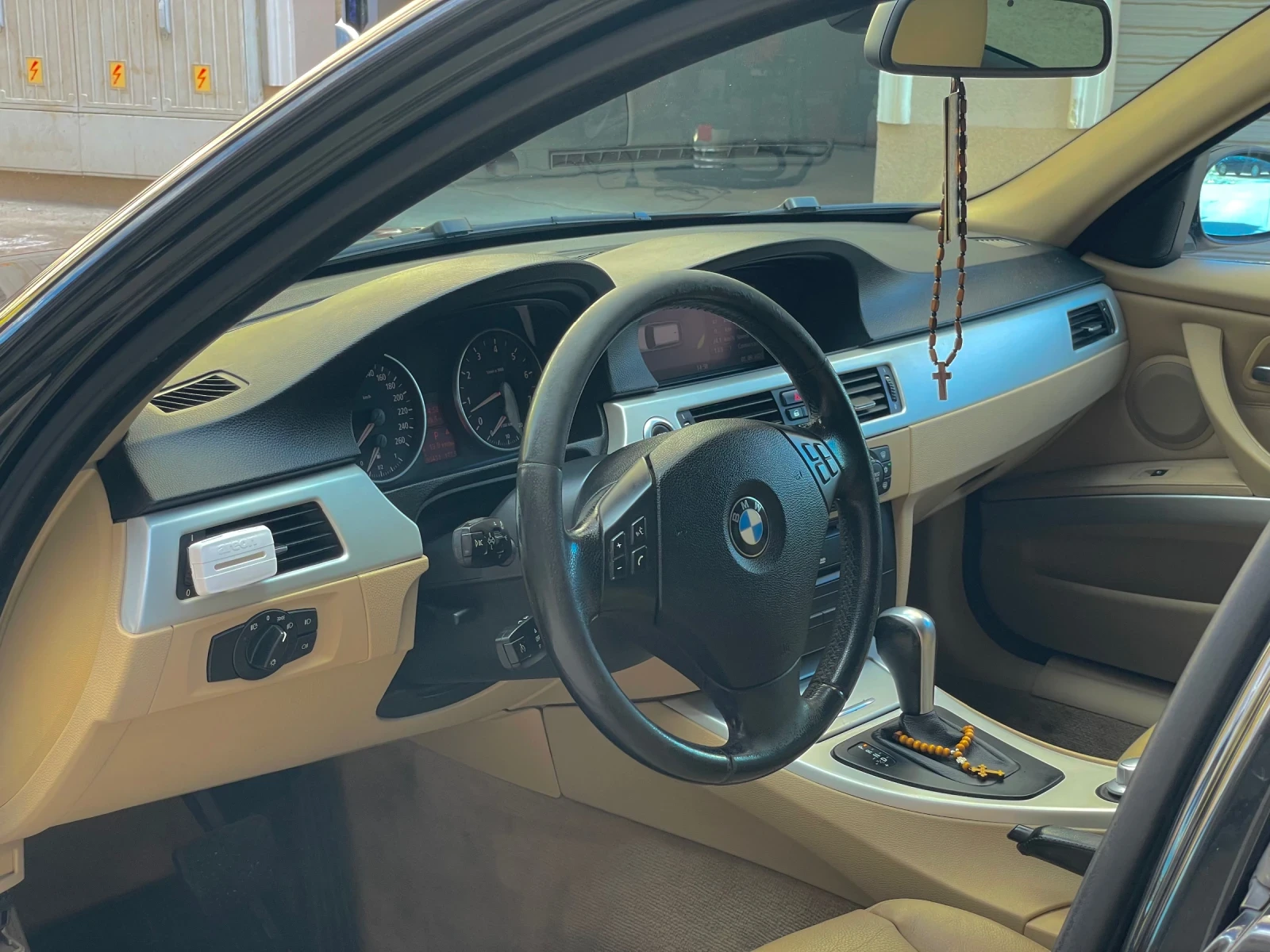 BMW 325 E91 325i LPG - изображение 5