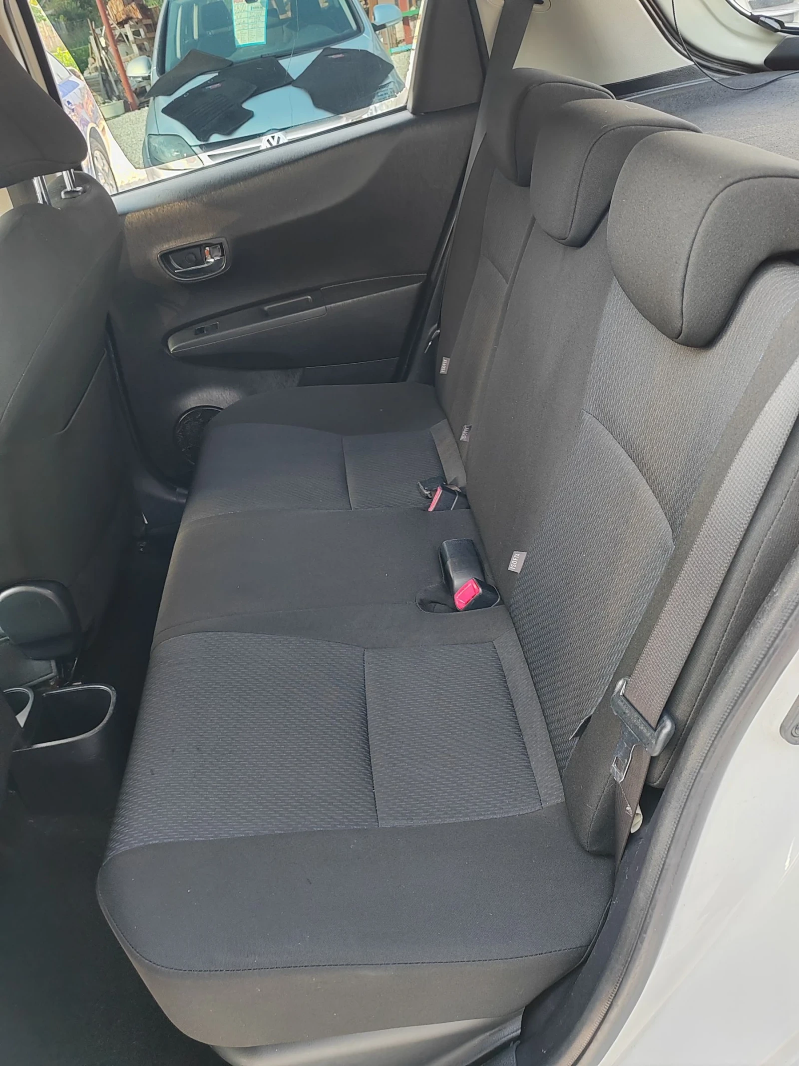 Toyota Yaris 1.5, Хибрид, ТОП  - изображение 8