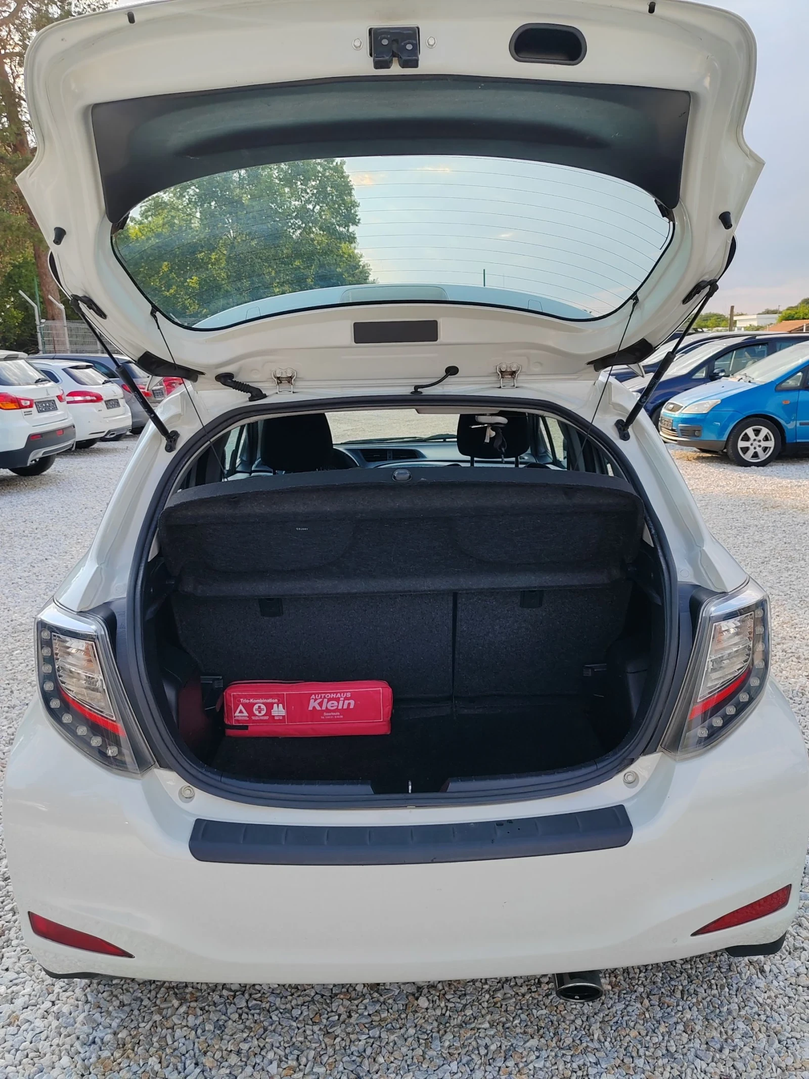 Toyota Yaris 1.5, Хибрид, ТОП  - изображение 7