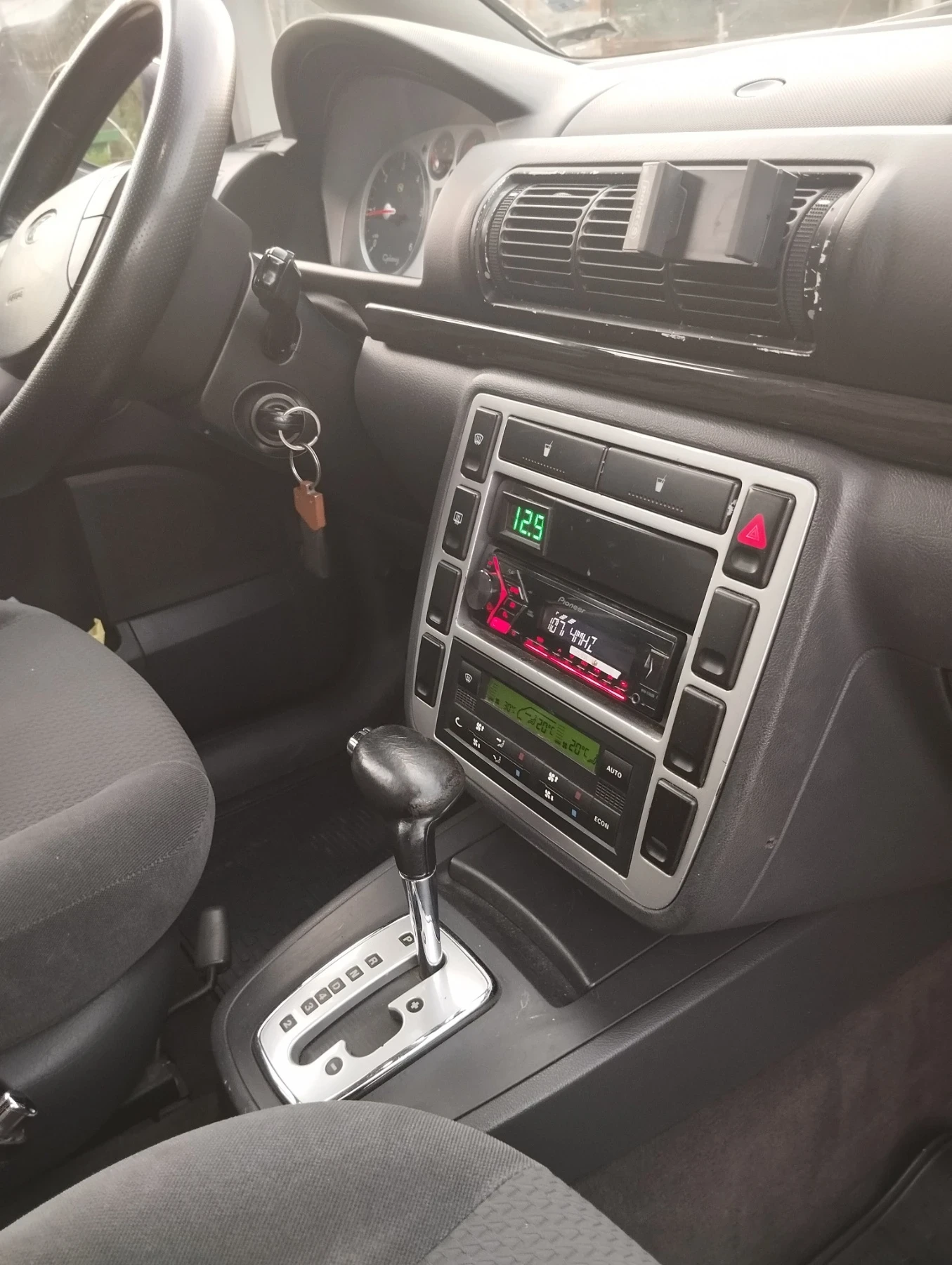 VW Sharan 1.9tdi.avtomatik - изображение 4