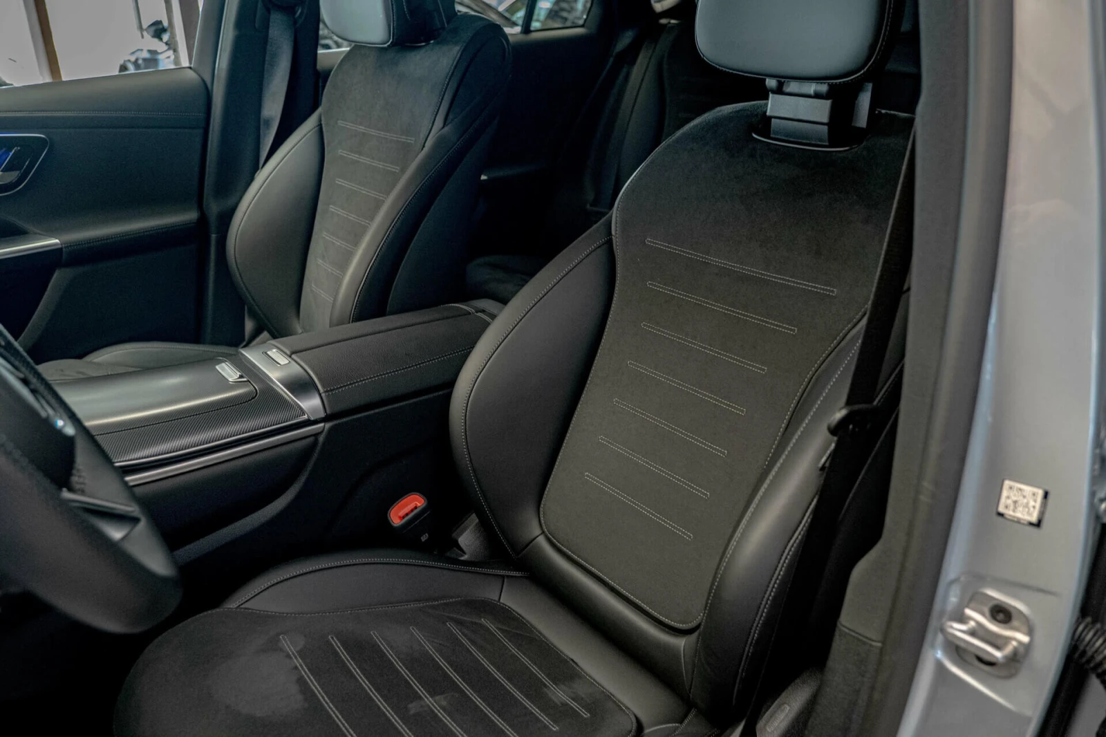 Mercedes-Benz GLC 200 AMG/Coupe///4Matic/Night Paket | Mobile.bg   11