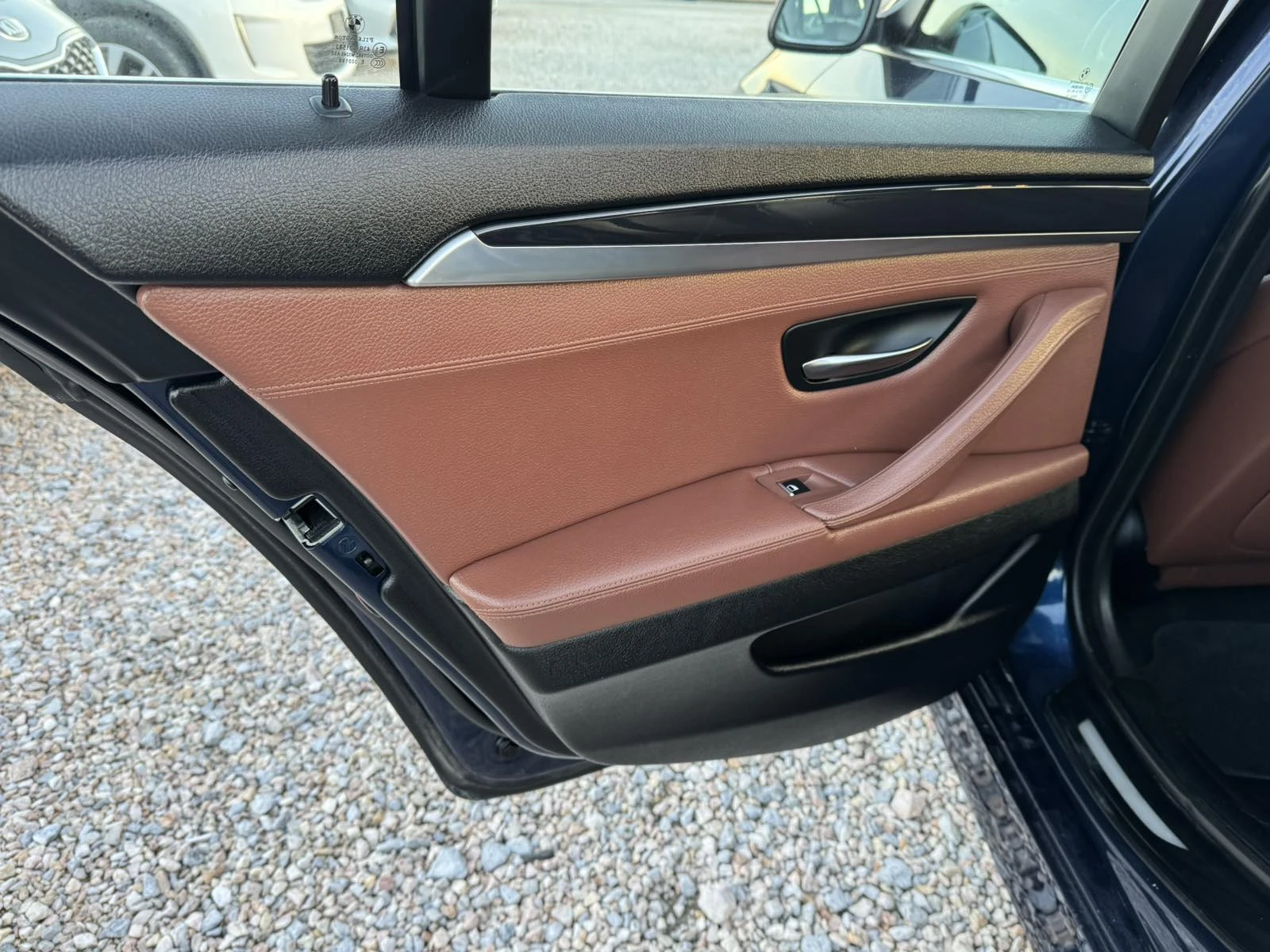 BMW 520 2.0D - изображение 7