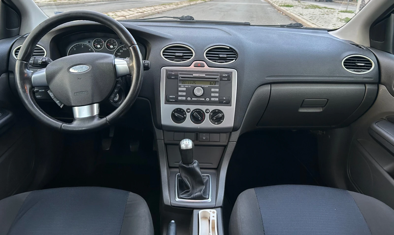 Ford Focus 1.6 - изображение 6