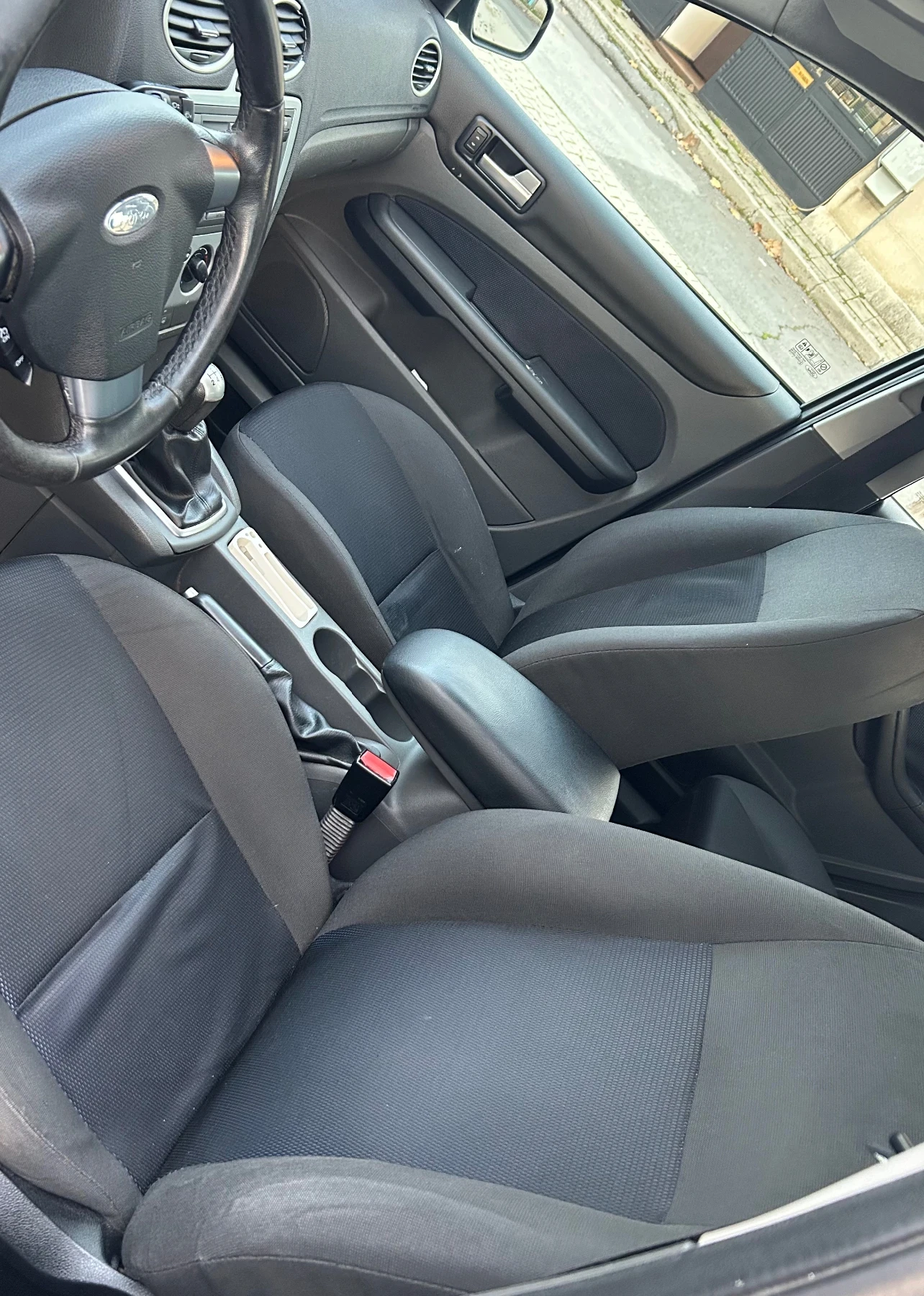 Ford Focus 1.6 - изображение 7