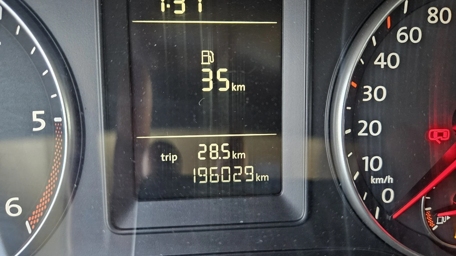 VW Touran 1.6 TDI | Mobile.bg � ����������� 15