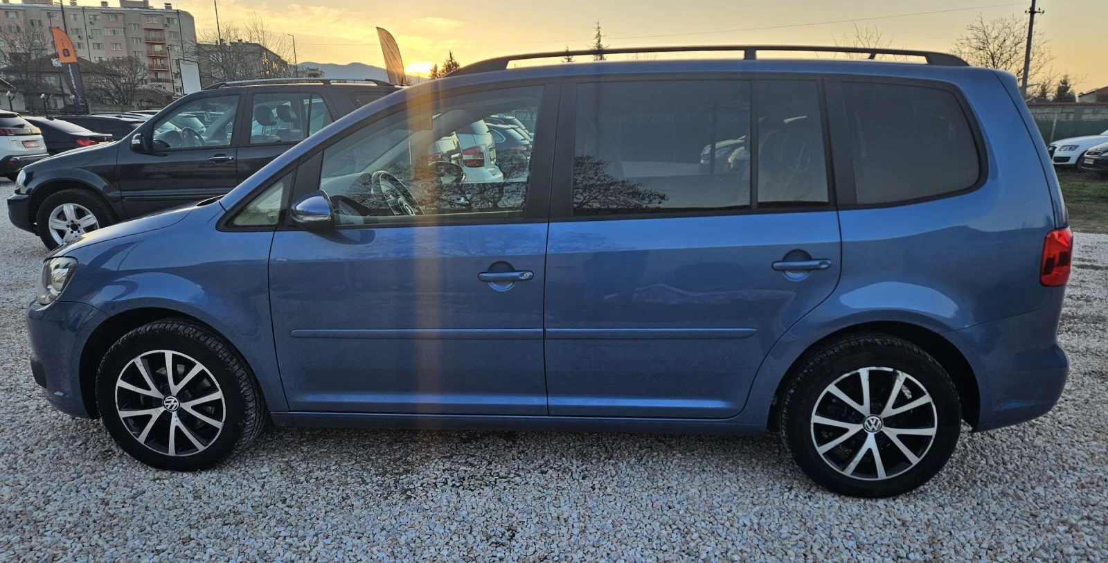 VW Touran 1.6 TDI - изображение 8