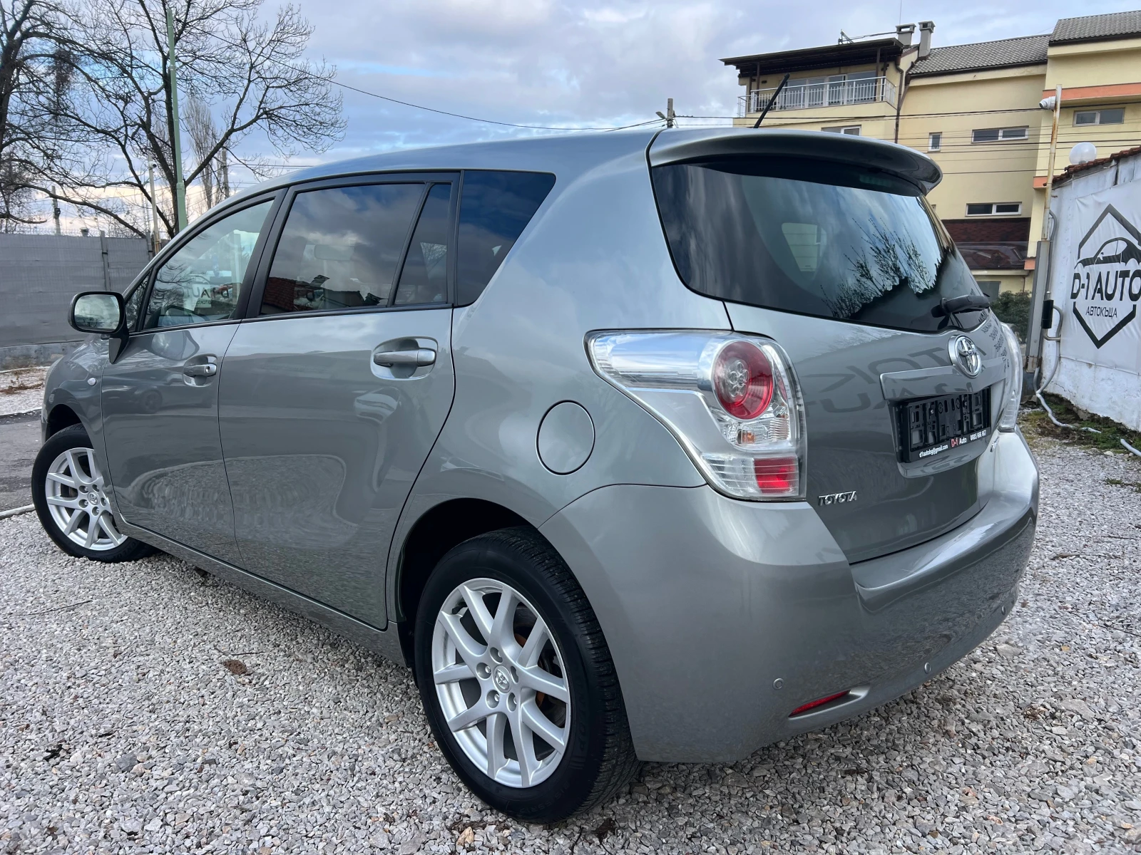 Toyota Verso 1.8 NAVI-FULL 6+ 1 - изображение 6