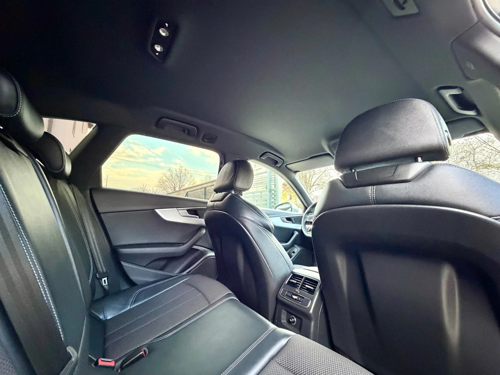 Audi A4 2.0 TDI Quattro S line Matrixxx, снимка 11 - Автомобили и джипове - 53864213