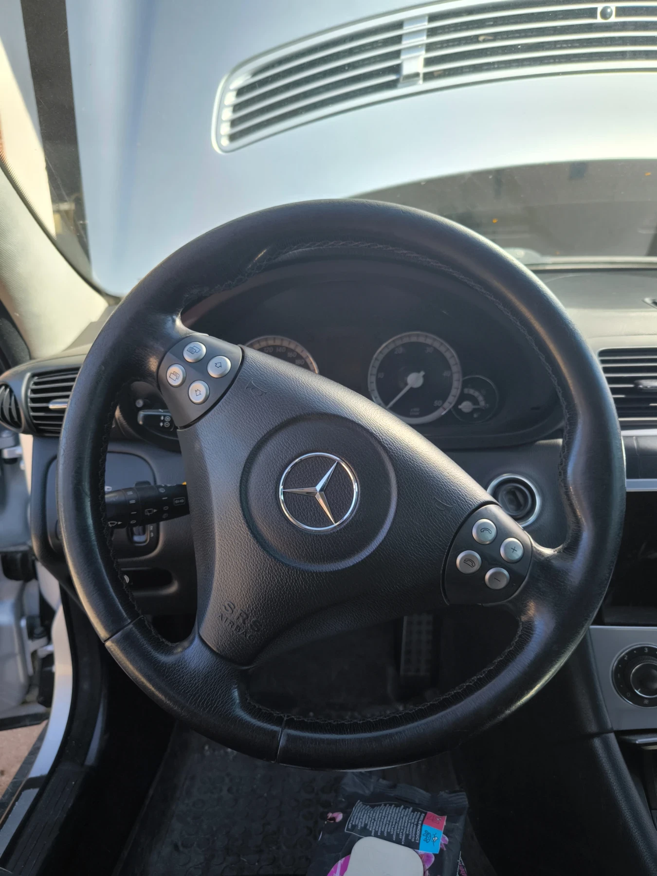 Mercedes-Benz C 220 CDI, снимка 9 - Автомобили и джипове - 54140101