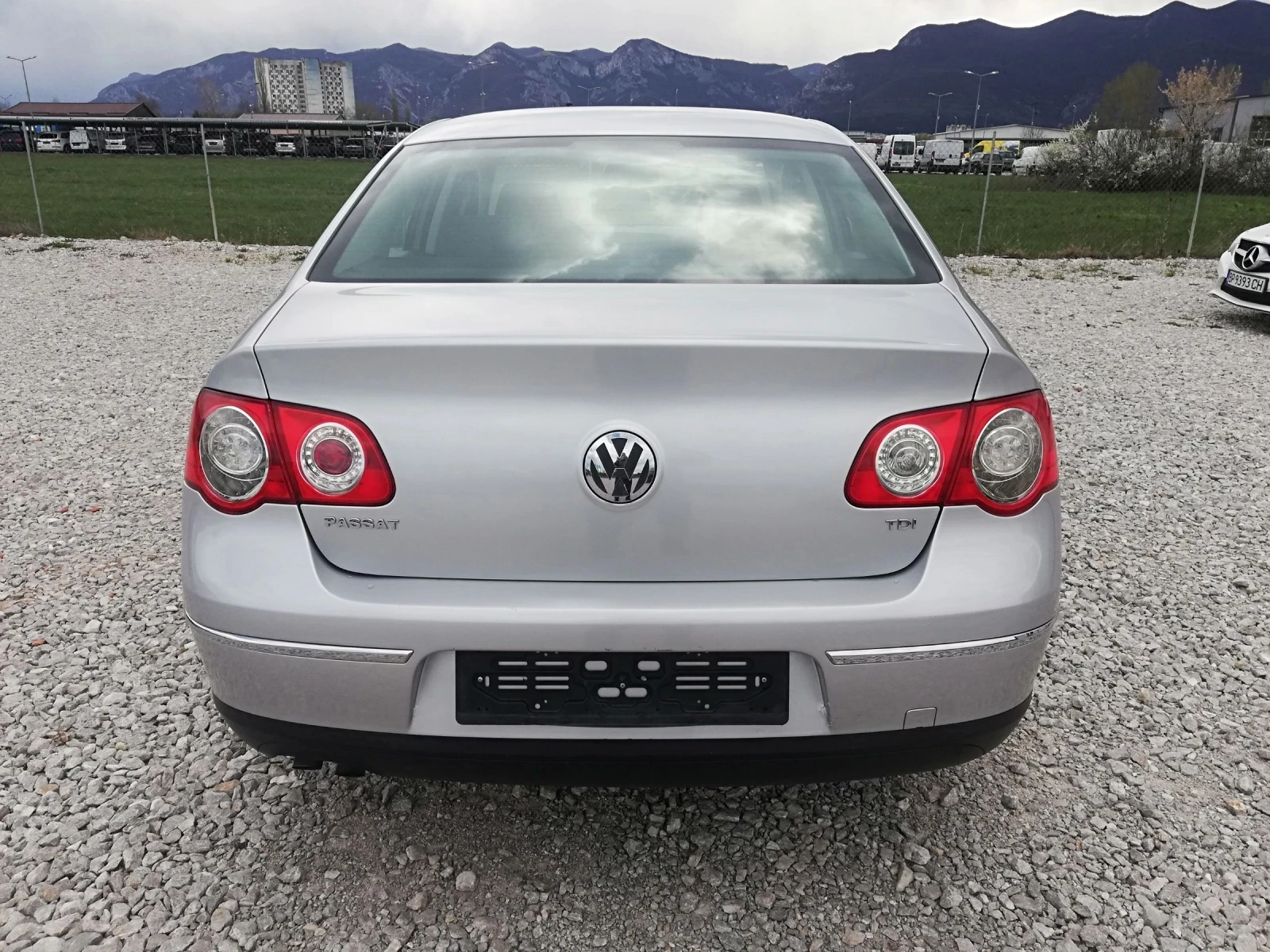 VW Passat 1.9TDI kli ITALI, снимка 5 - Автомобили и джипове - 54149586