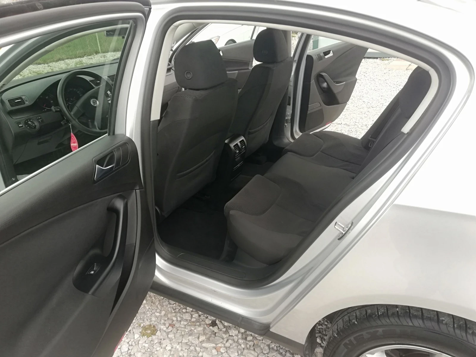 VW Passat 1.9TDI kli ITALI, снимка 10 - Автомобили и джипове - 54149586