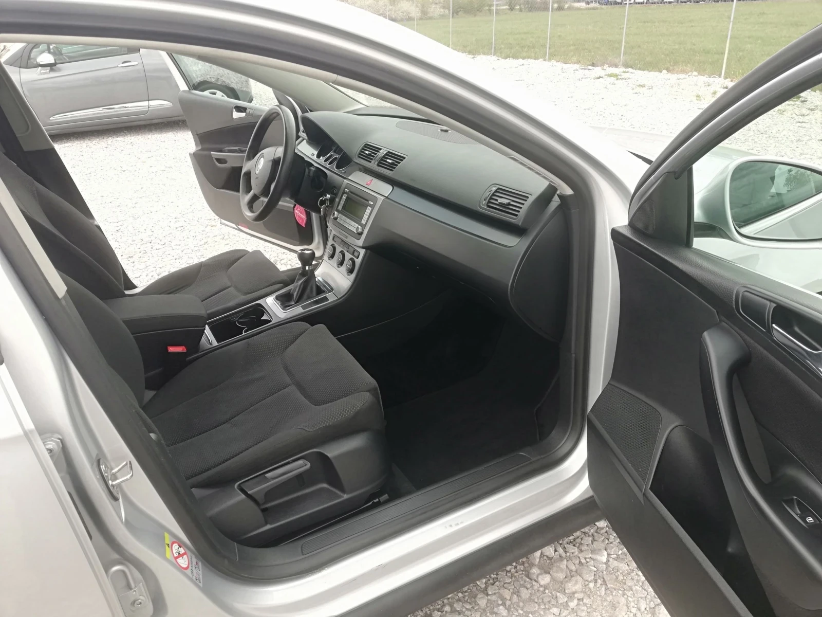 VW Passat 1.9TDI kli ITALI, снимка 13 - Автомобили и джипове - 54149586