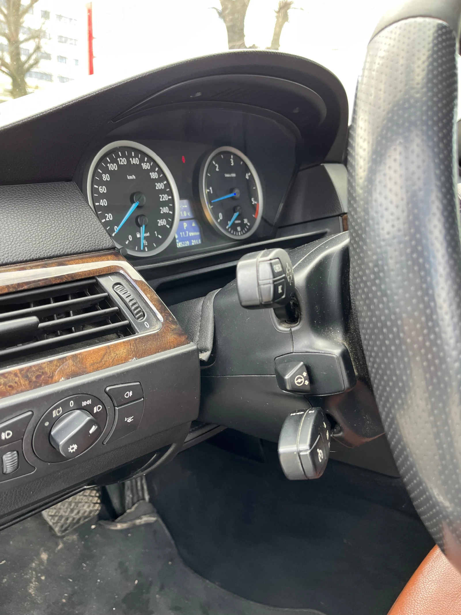 BMW 535, снимка 13 - Автомобили и джипове - 54233317