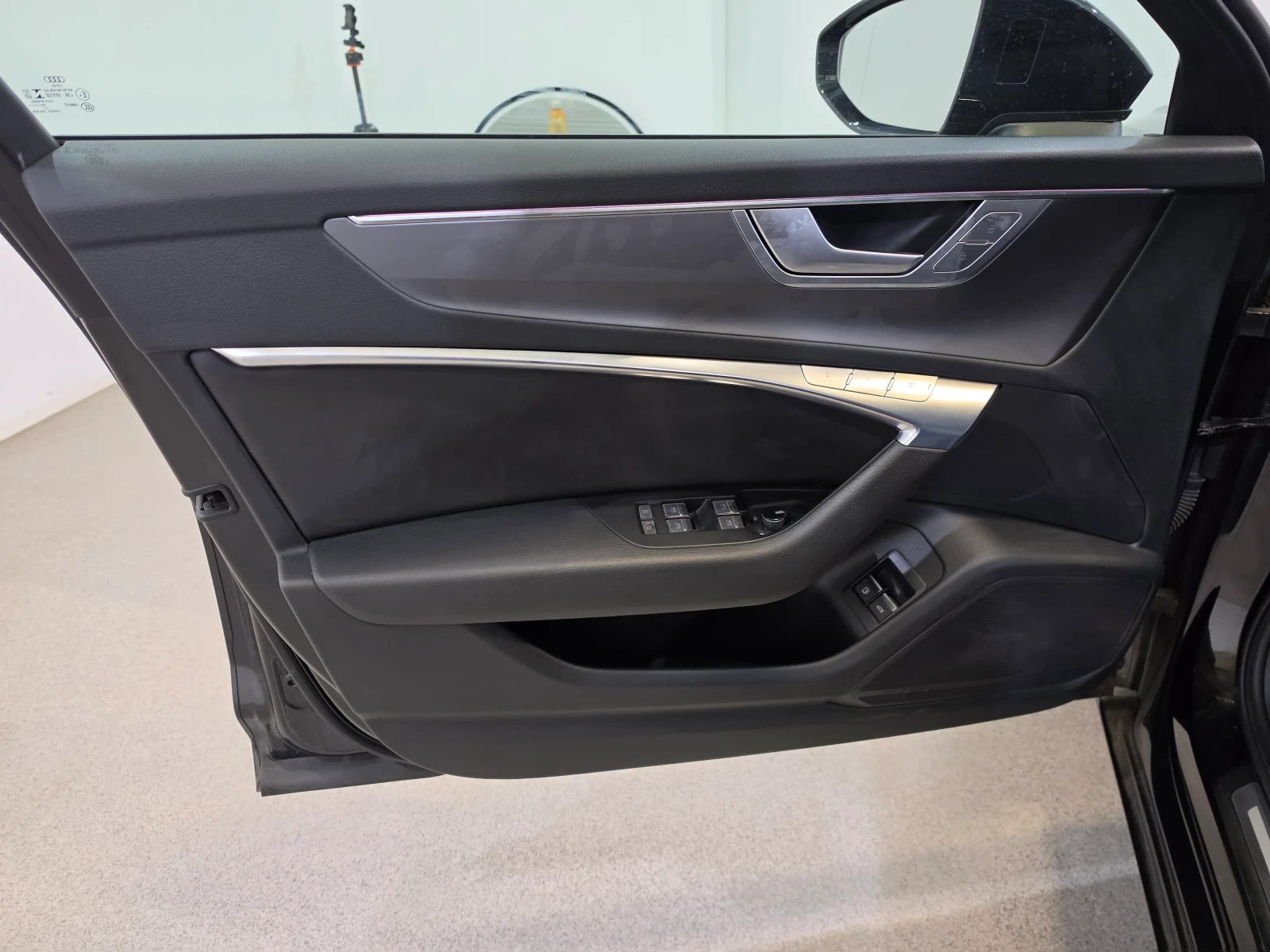 Audi A6 50 TFSIe Plug-In Hybrid Quattro Virtual, снимка 8 - Автомобили и джипове - 54595338