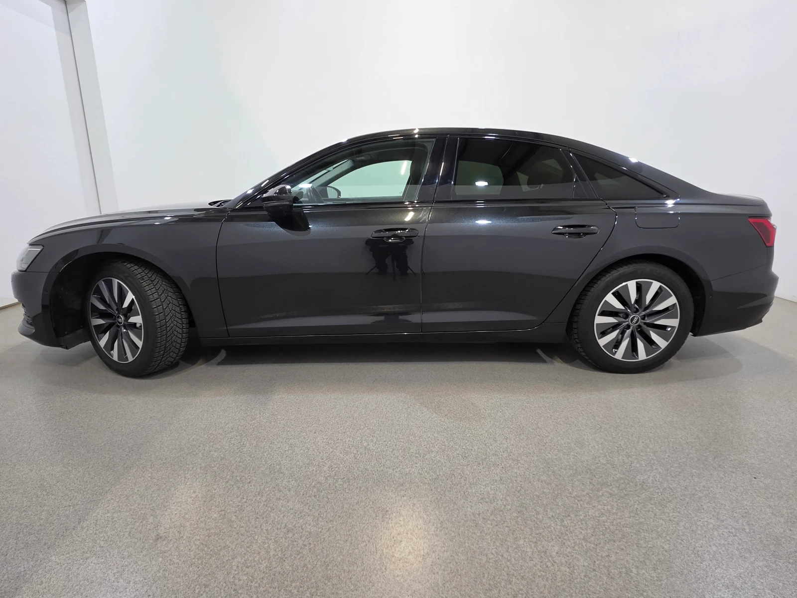 Audi A6 50 TFSIe Plug-In Hybrid Quattro Virtual, снимка 5 - Автомобили и джипове - 54595338