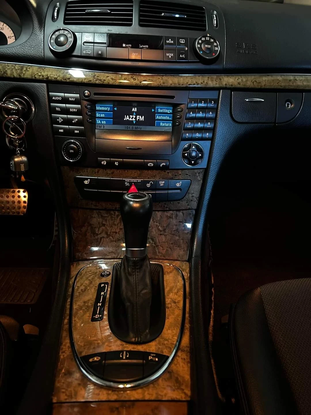 Mercedes-Benz E 220 EVO, снимка 7 - Автомобили и джипове - 54693228