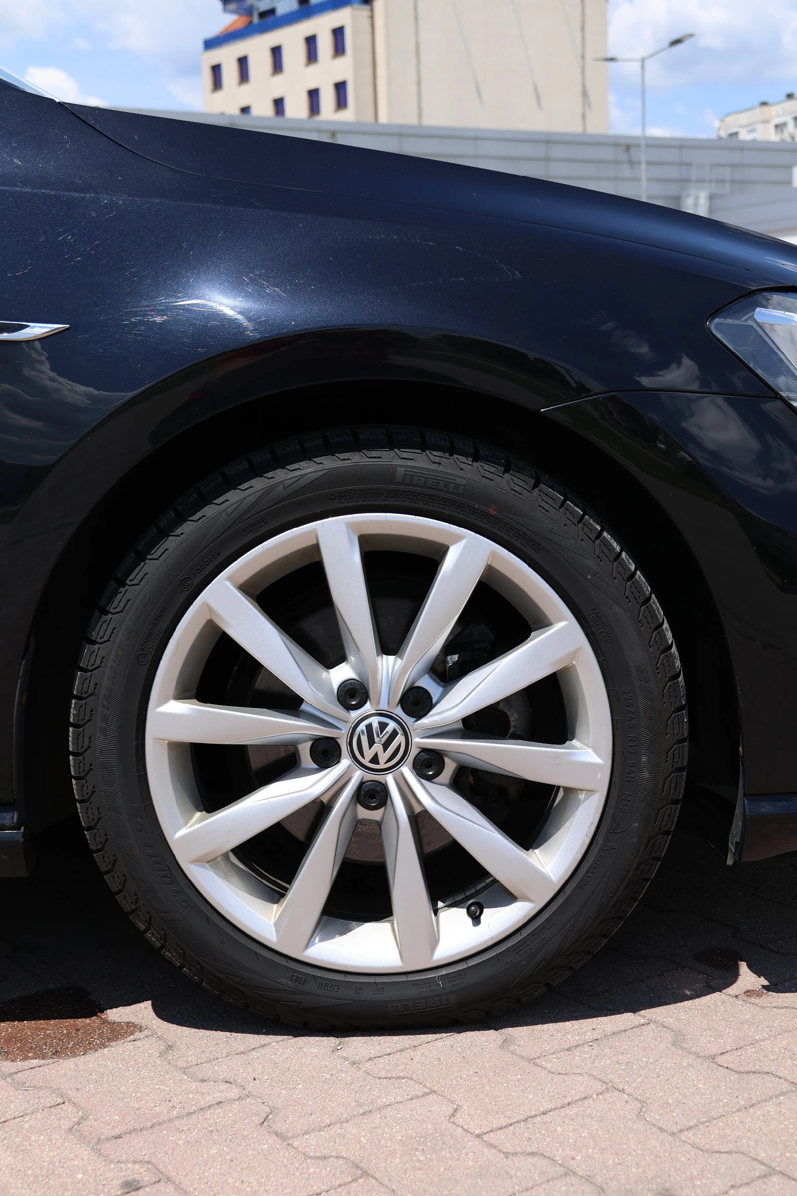 VW Golf Variant 2.0 TDI 4MOTION R-Line| 150 к.с.| ТОП ОБОРУДВАНЕ, снимка 6 - Автомобили и джипове - 54703848