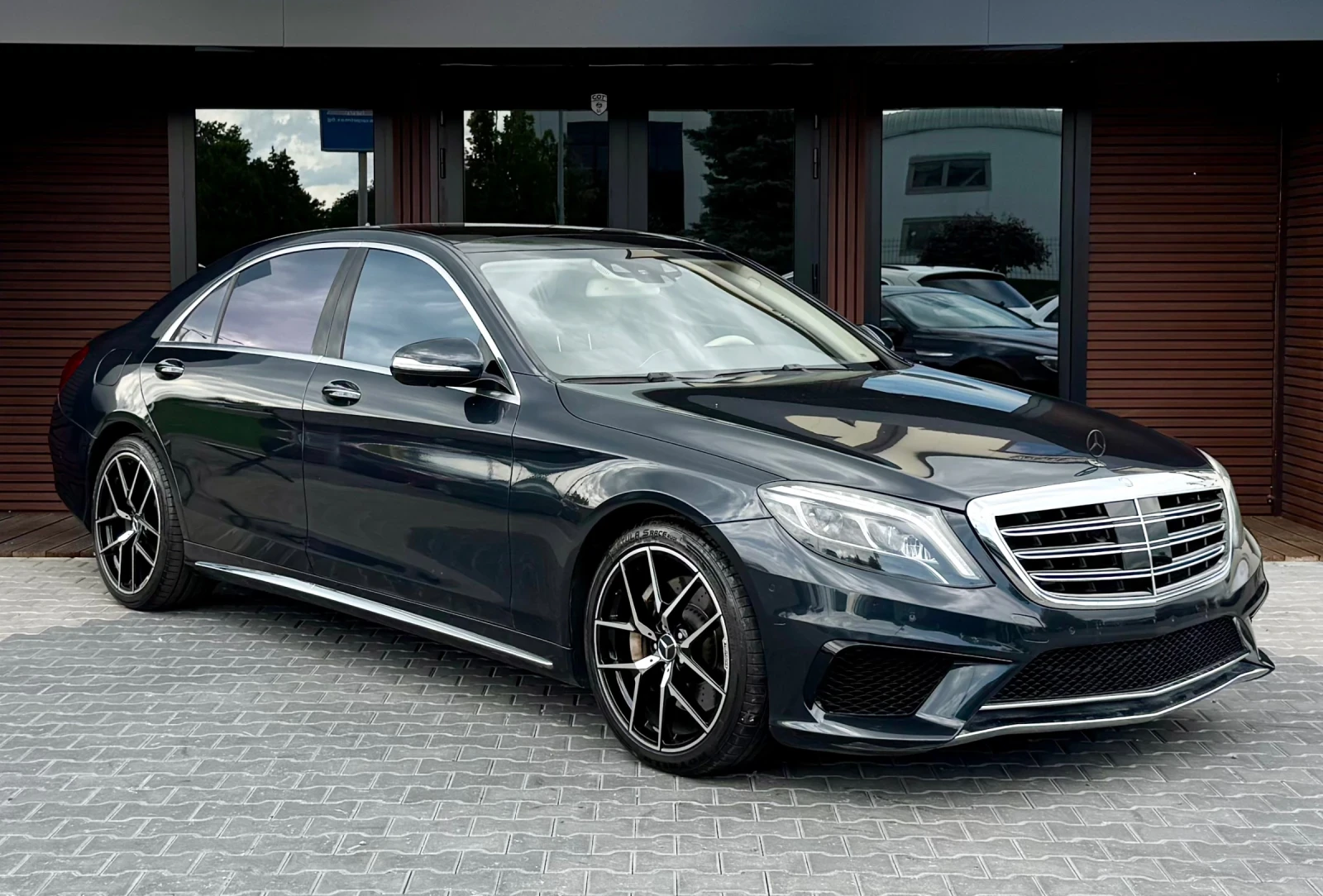 Mercedes-Benz S 500 long* Panorama* Kamera* Burmester* Лизинг, снимка 3 - Автомобили и джипове - 54834732
