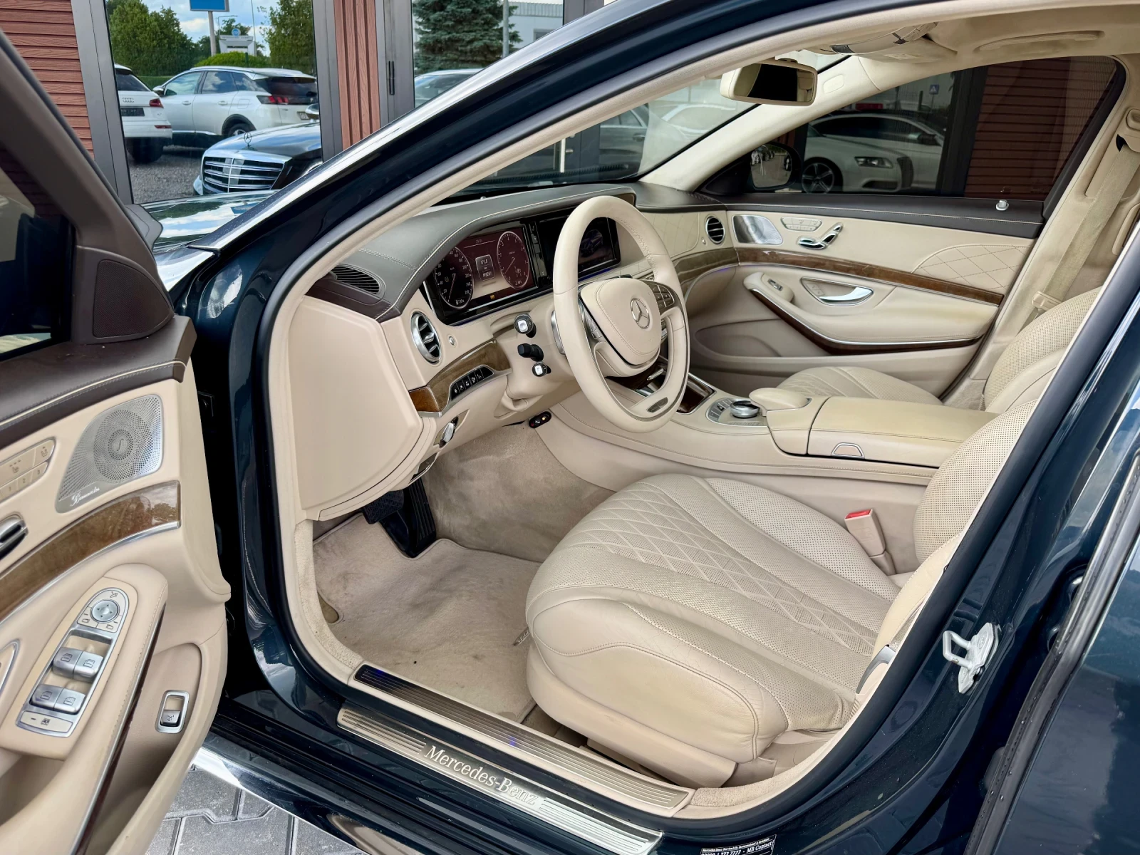 Mercedes-Benz S 500 long* Panorama* Kamera* Burmester* Лизинг, снимка 7 - Автомобили и джипове - 54834732