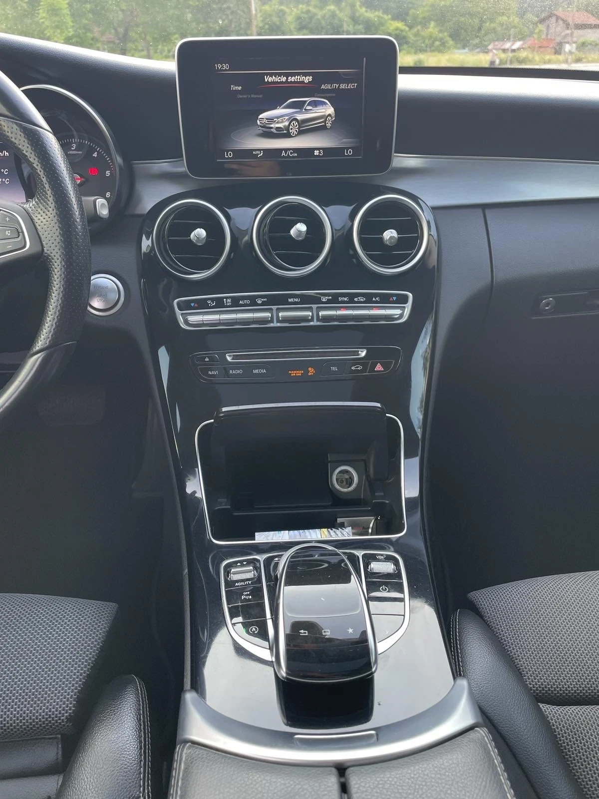 Mercedes-Benz C 220 Bluetec, снимка 11 - Автомобили и джипове - 55067352