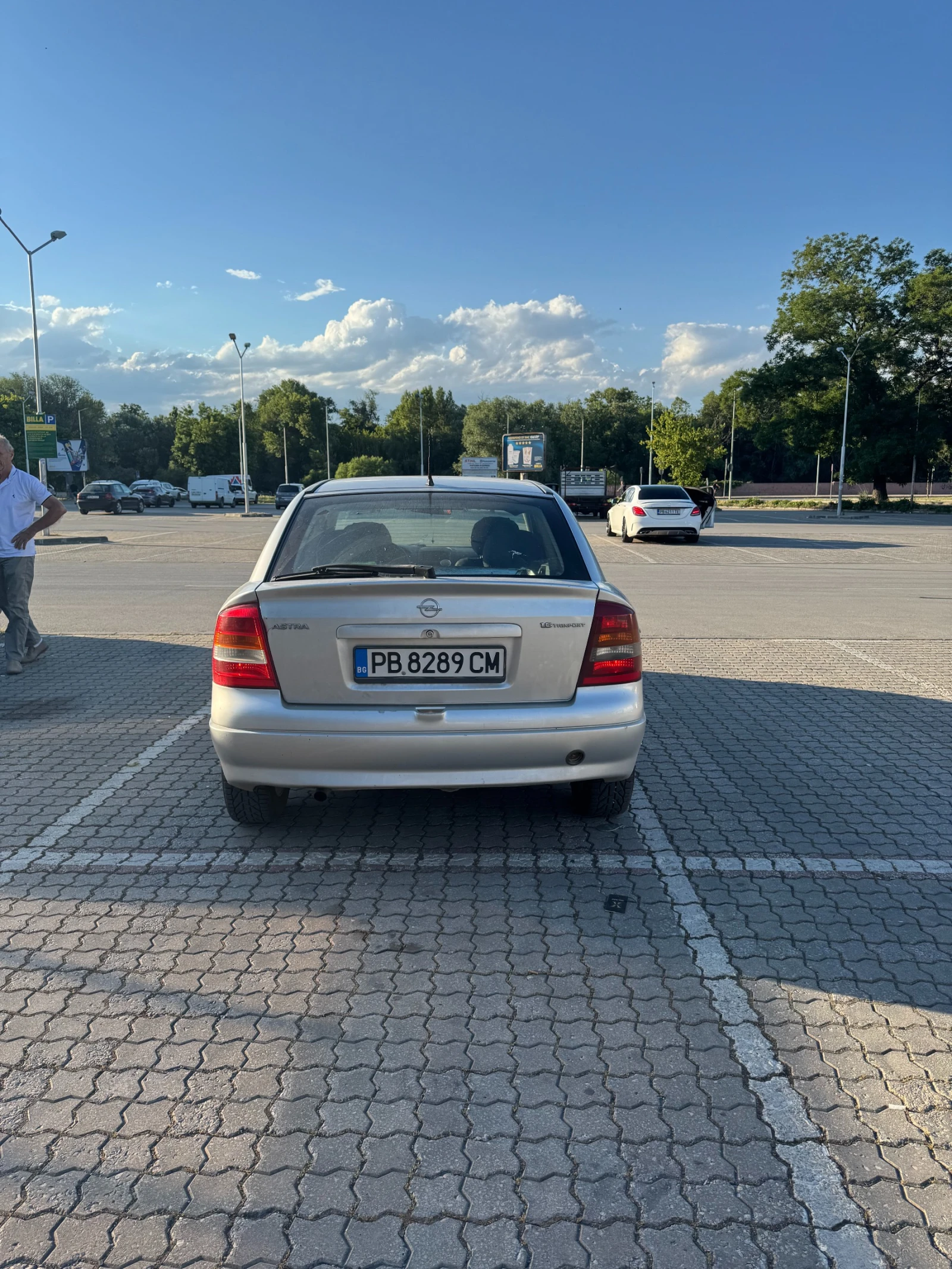 Opel Astra 1.6 Ecotec Газ/Бензин, снимка 6 - Автомобили и джипове - 55087602