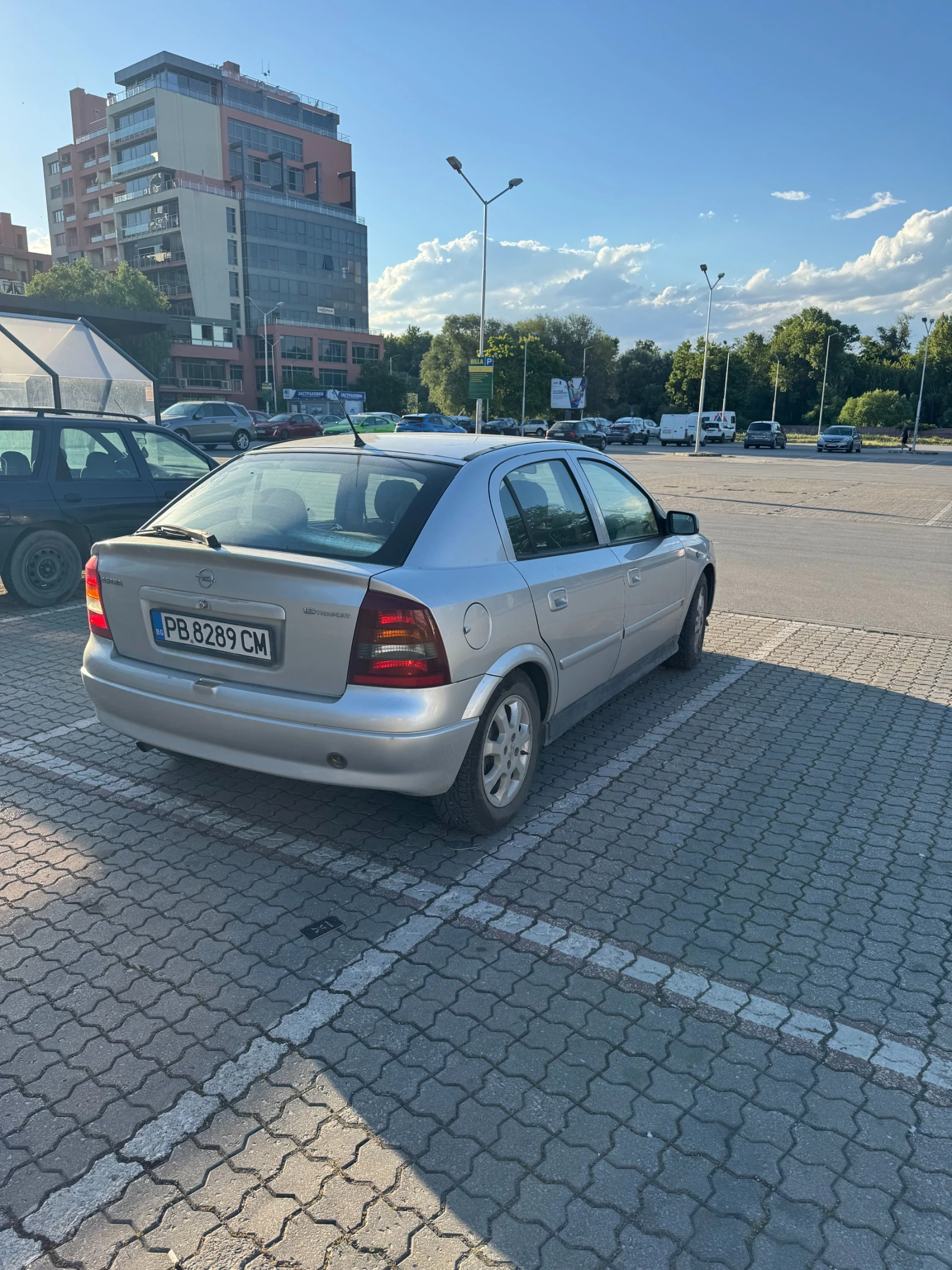 Opel Astra 1.6 Ecotec Газ/Бензин, снимка 7 - Автомобили и джипове - 55087602