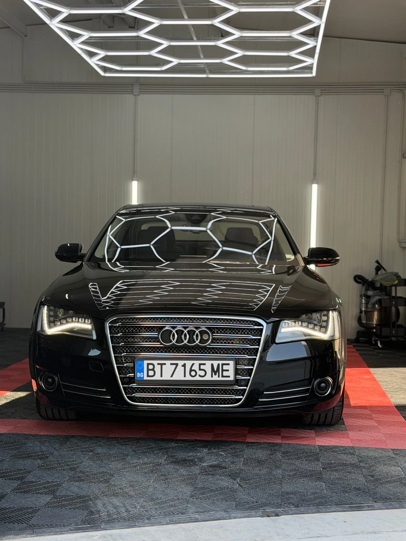 Audi A8 4.2 FSI QUATTRO 2011, снимка 3 - Автомобили и джипове - 55091890