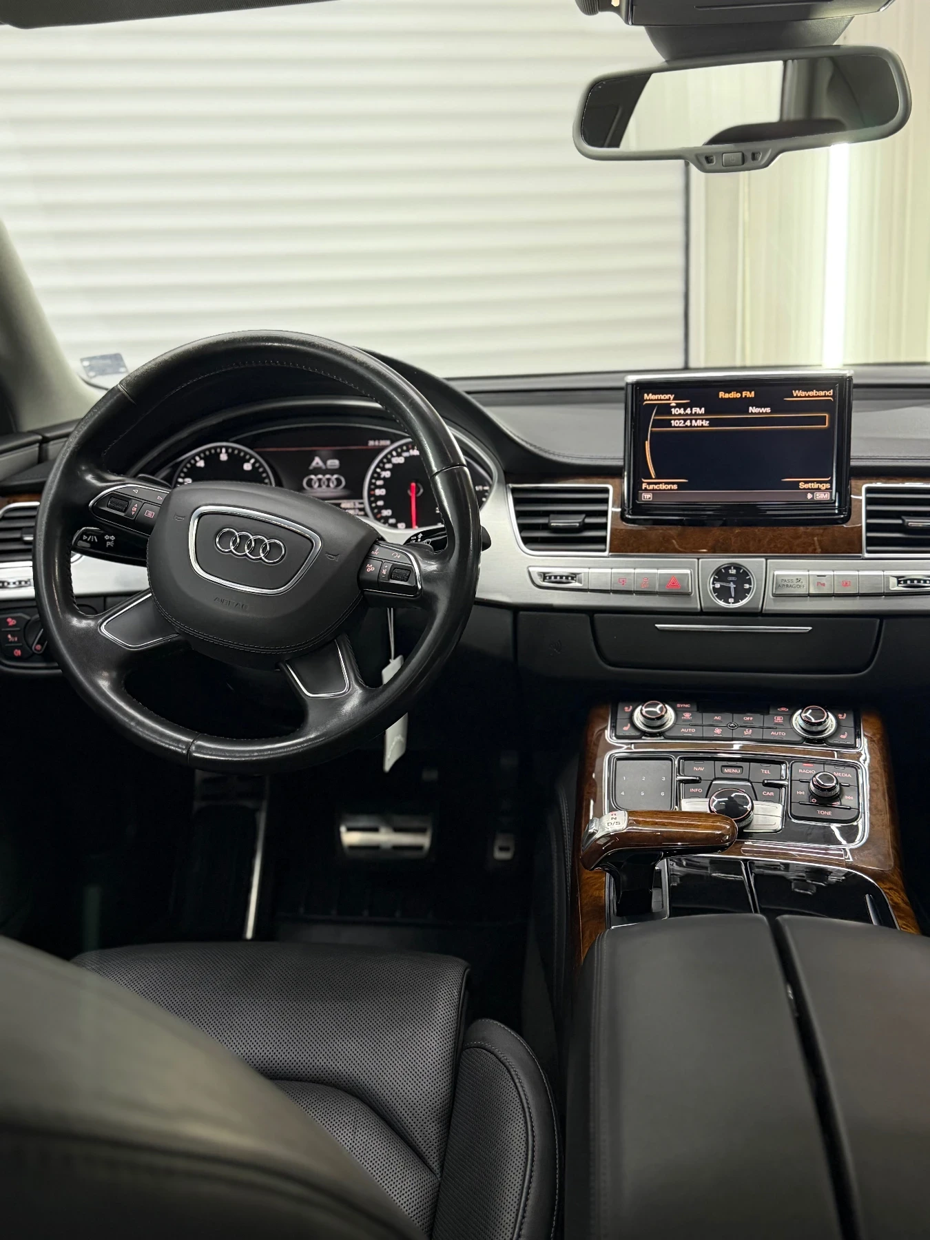 Audi A8 4.2 FSI QUATTRO 2011, снимка 7 - Автомобили и джипове - 55091890