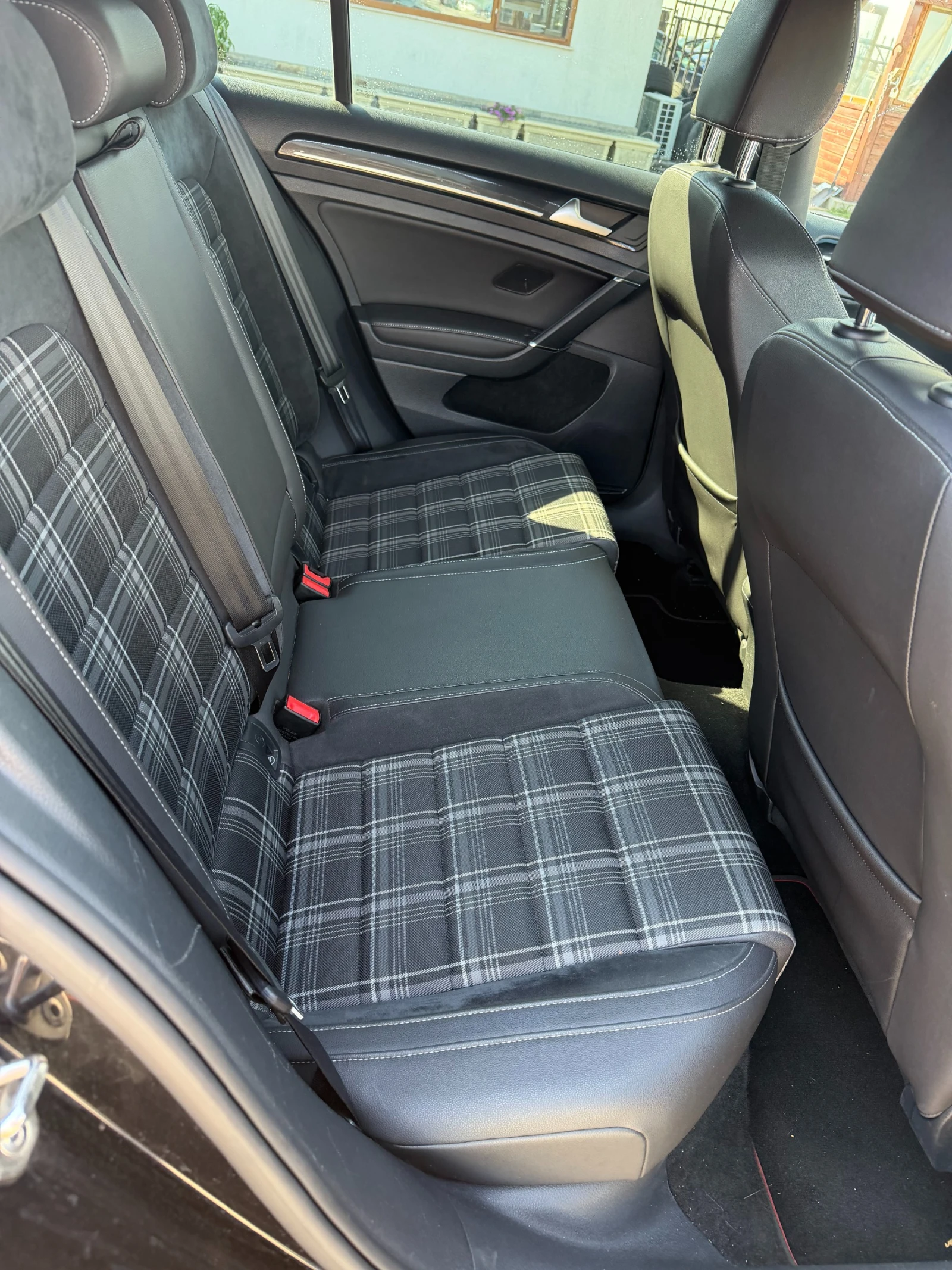 VW Golf 2.0 GTD AVTOMAT/NAVI/KOJA/KAMERA, снимка 10 - Автомобили и джипове - 56165578