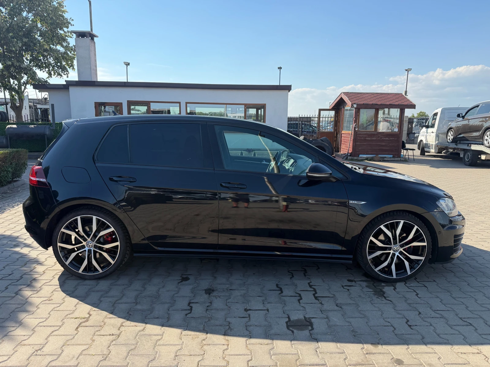 VW Golf 2.0 GTD AVTOMAT/NAVI/KOJA/KAMERA, снимка 5 - Автомобили и джипове - 56165578