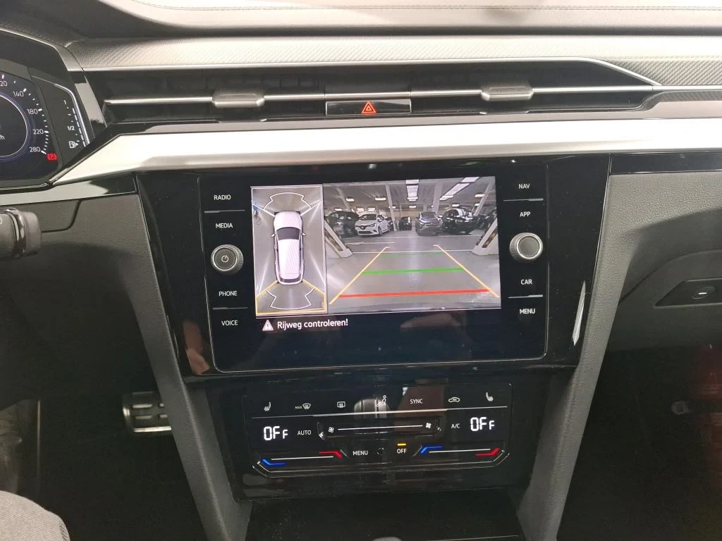 VW Arteon SHOOTING BRAKE 1.4 EHYBRID DSG R-LINE, снимка 11 - Автомобили и джипове - 56201675