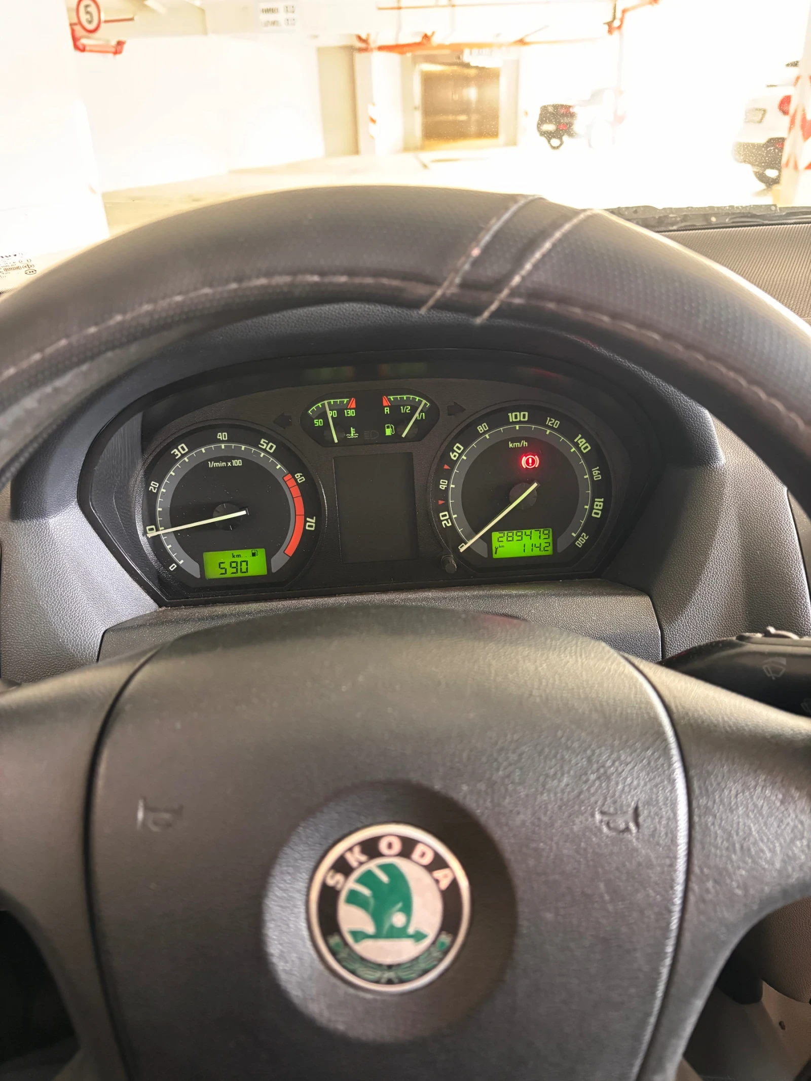 Skoda Fabia, снимка 11 - Автомобили и джипове - 56462316