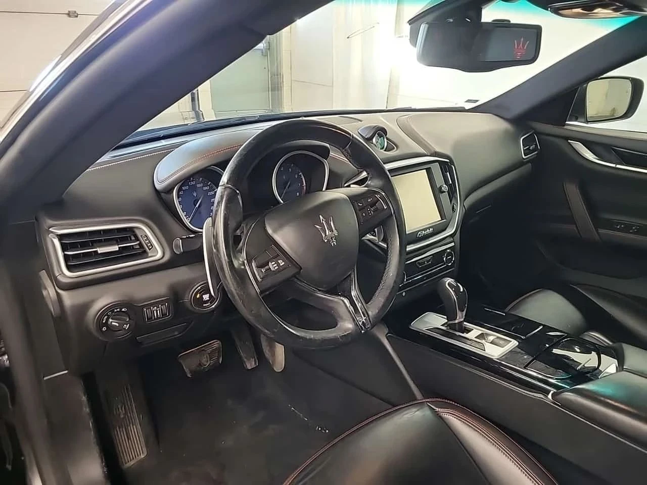 Maserati Ghibli, снимка 6 - Автомобили и джипове - 56719640