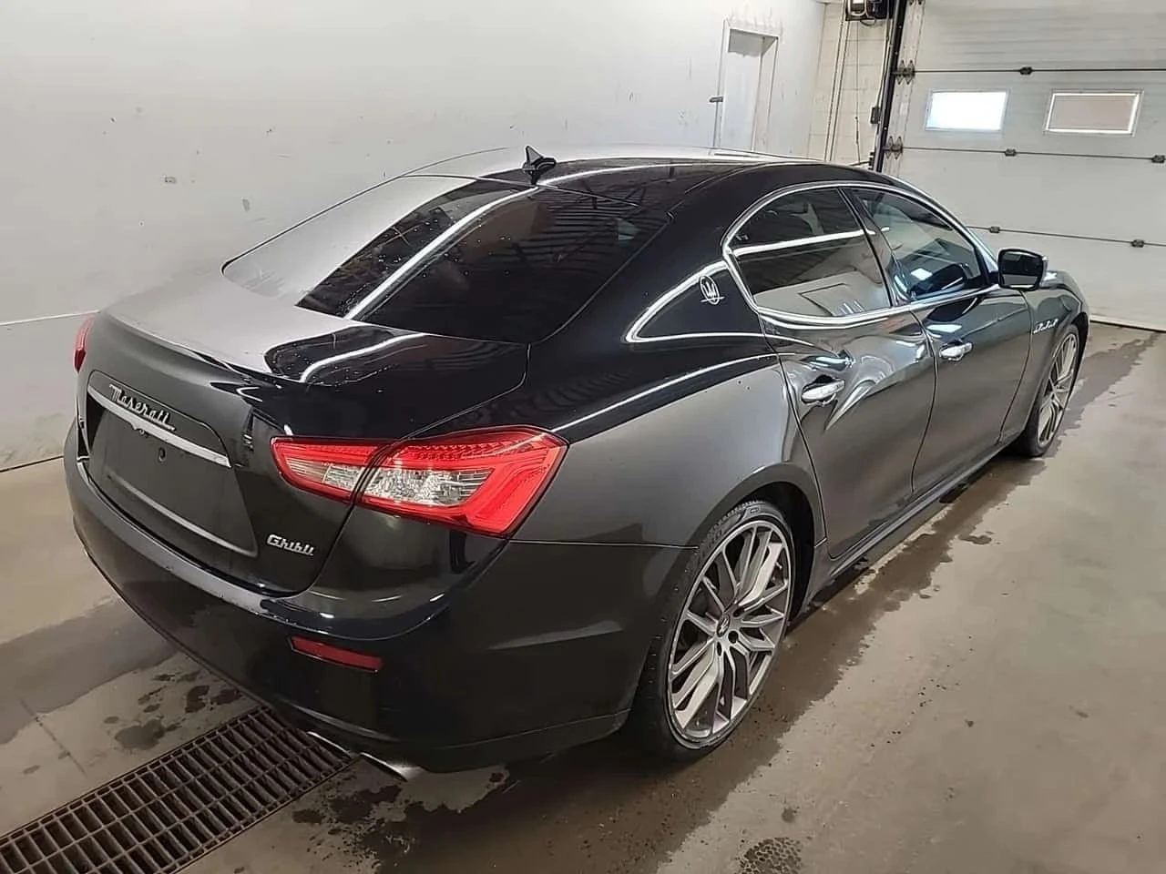 Maserati Ghibli, снимка 3 - Автомобили и джипове - 56719640