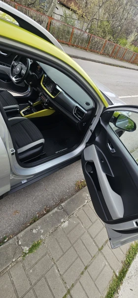 Kia Stonic, снимка 12