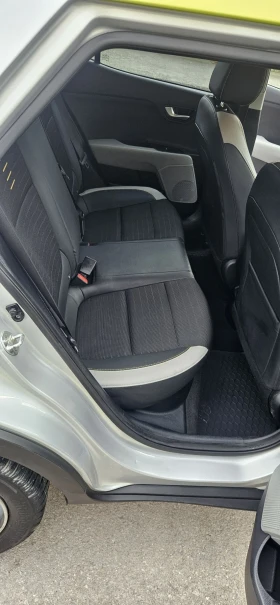 Kia Stonic, снимка 13