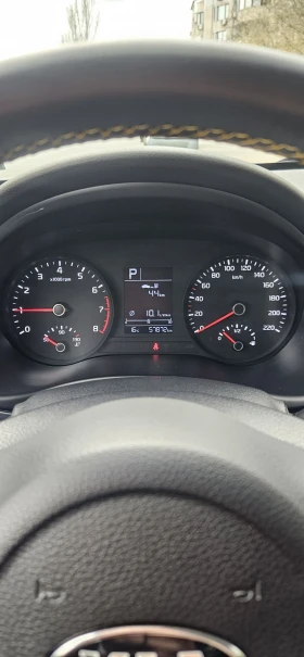 Kia Stonic, снимка 6