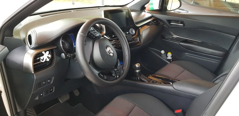 Toyota C-HR, снимка 5 - Автомобили и джипове - 47580623